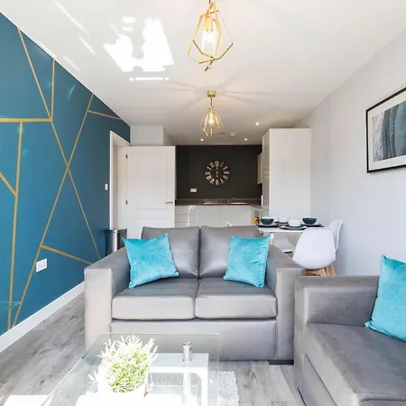 Apartment New Build - 2 Bed Luxury Spacious Modern Apt - Roof Top Terrace - Digbeth, Centre - Free Netflix & Smart Tv Birmingham